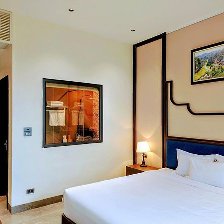 Tam Coc Center Luxury Hotel & Villa นิญบิ่ญ ภายนอก รูปภาพ