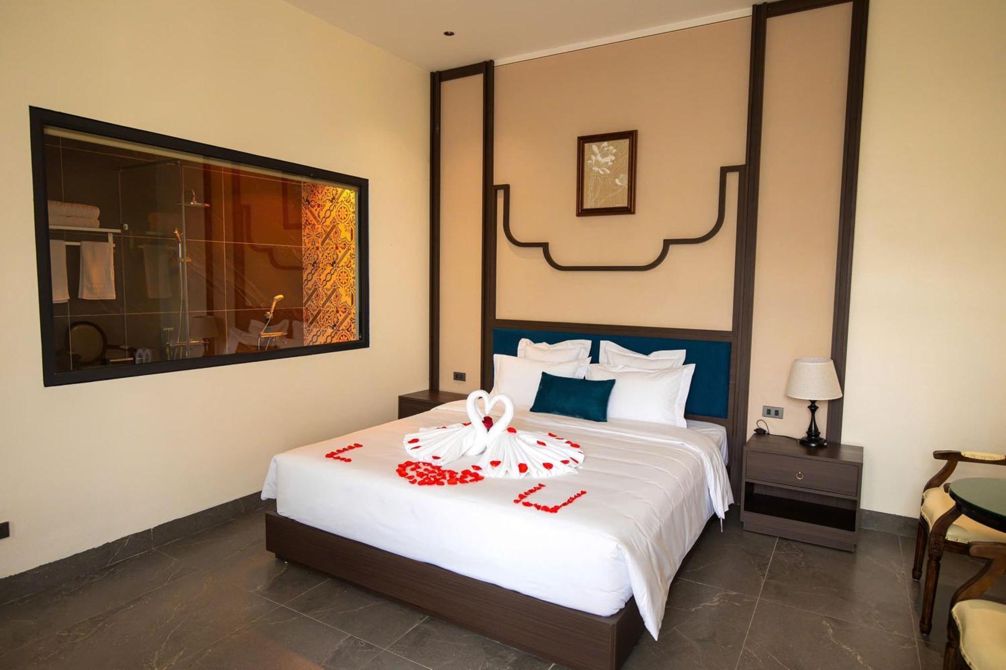 Tam Coc Center Luxury Hotel & Villa นิญบิ่ญ ภายนอก รูปภาพ