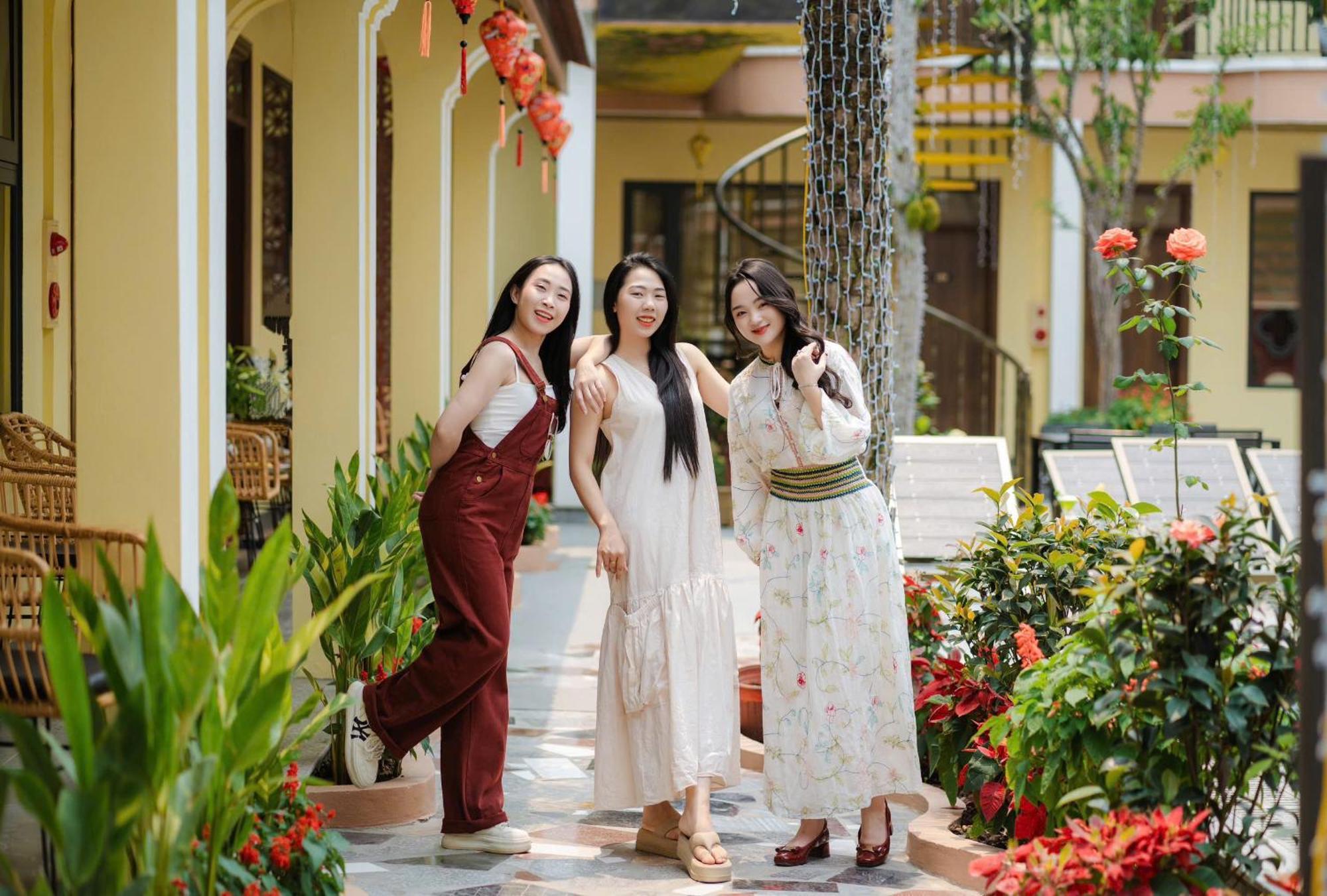 Tam Coc Center Luxury Hotel & Villa นิญบิ่ญ ภายนอก รูปภาพ