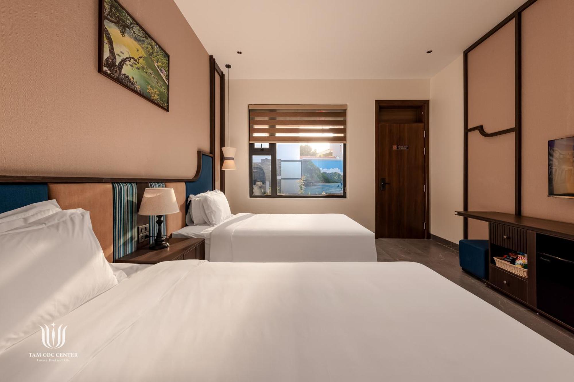 Tam Coc Center Luxury Hotel & Villa นิญบิ่ญ ภายนอก รูปภาพ